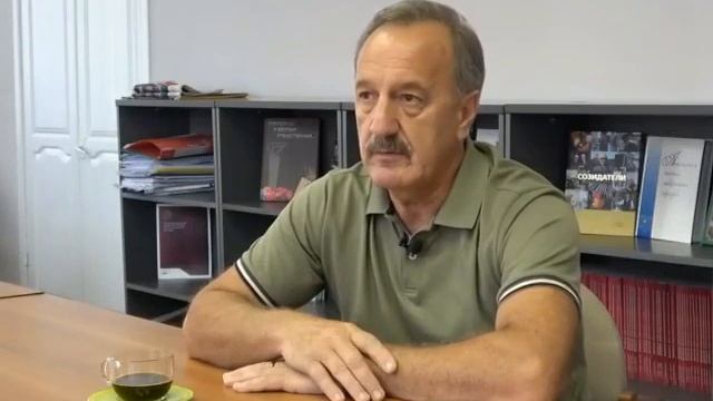 ОЛОЛО И ТРОЛОЛО смотреть онлайн