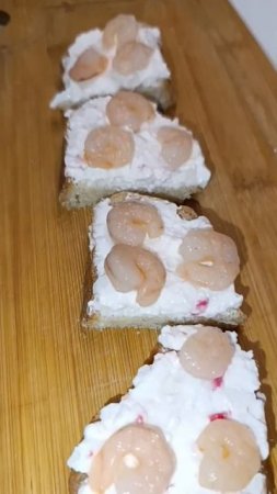 Утренний, морской перекус.