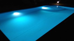 Подготовка бассейна к летнему сезону.