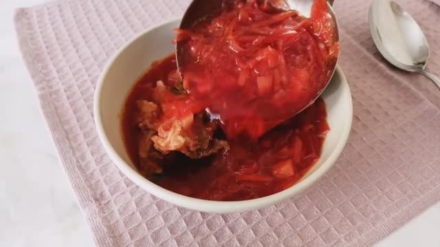 Вот как я готовлю борщ, по совету друга, повара из ресторана. Это проста кулинарный переворот