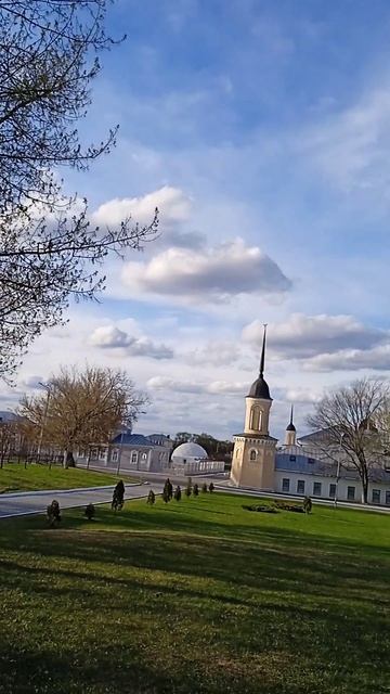 Вид со стороны👍.. Соборная Площадь🥰💞💖. Старая Коло смотреть онлайн