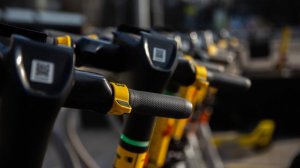 Доездились: в центре Петербурга ограничили использование электросамокатов