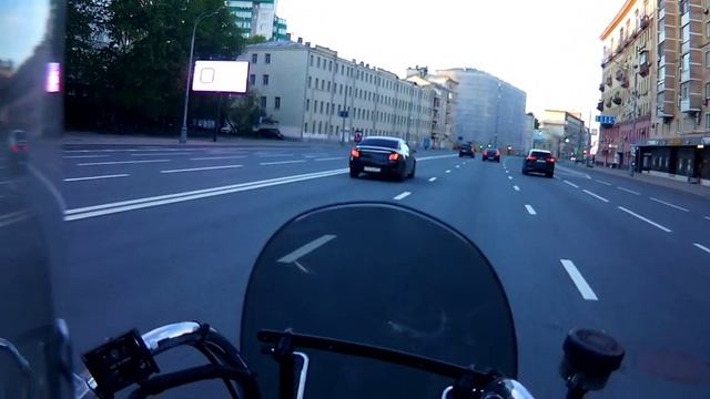7мая 25 год Москва рано утром