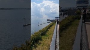 Приехала на центральную набережную