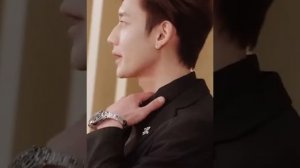 Семья насмехалась над девушкой, называя её деревенско