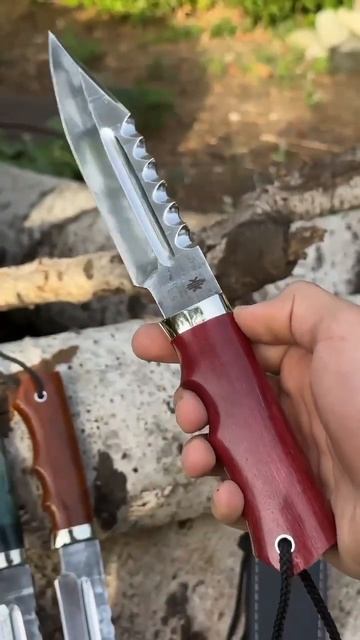 Нож "Хищник"1.  Сталь 95х18 кованная 2.  Гарды мельхиор 3.  Р?