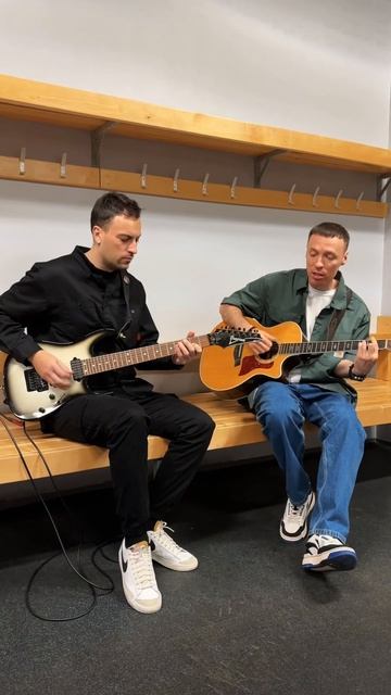 «Два крыла» на двух гитарах! смотреть онлайн