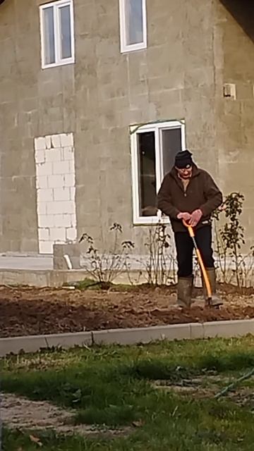 Перекопка огорода на зиму смотреть онлайн