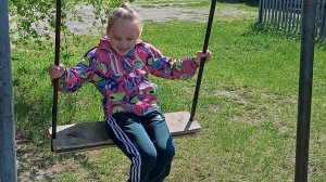 Сколько я заработала.Нажарила оладьи.Все цветет и пахнет.