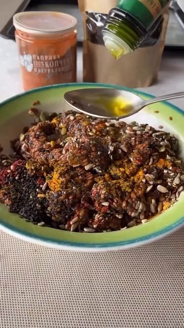 ФЛАКСЫ - это льняные крекеры из различных семян, орехо? смотреть онлайн