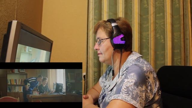 РЕАКЦИЯ МАМЫ НА [Баста - Выпускной (Медлячок)] смотреть онлайн