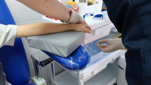 Сдаю кровь из пальца 💉🩸