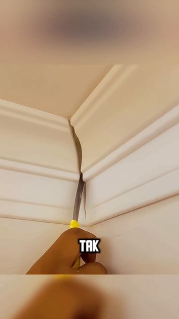 КАК ВЫРЕЗАТЬ ПЛИНТУС ПРАВИЛЬНО? 😎👍