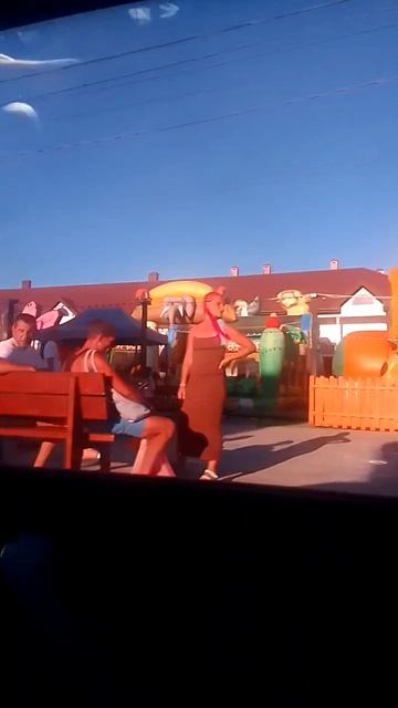 Проезжаем надувные батуты в Благовещенской :D смотреть онлайн