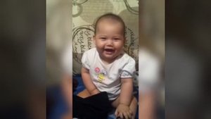 Смешное видео, детский заразительный смех, смех до слез )))