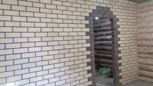 баня из бревна,перегородки из 1,5 го кирпича" кемма" дву?