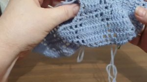 Вязание сверху крючком Очаровательной кофточки, образец