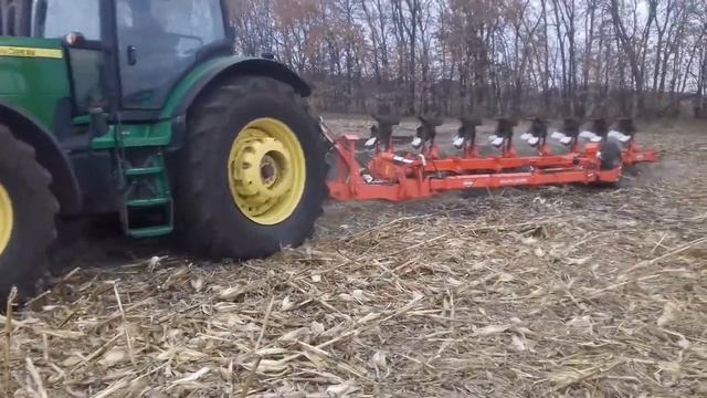 Плуг Kuhn Multi Leader 8 + JD 8310 R №1 смотреть онлайн