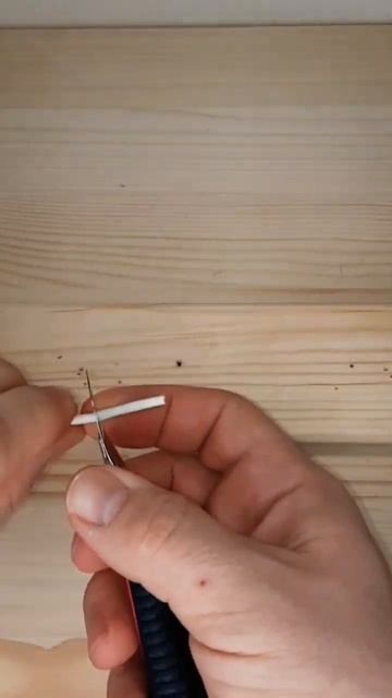 Как снять изоляцию с провода с помощью гипрочного нож? смотреть онлайн