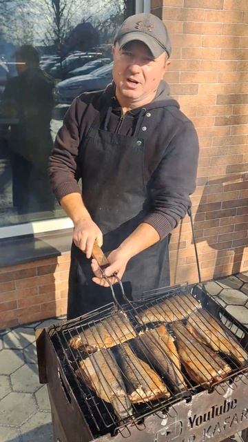 Рыба ГОРБУША ГРИЛЬ на МАНГАЛЕ #горбуша #рыба #мангал #г? смотреть онлайн