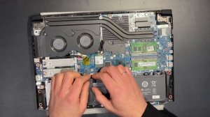 Как разобрать и почистить ноутбук Acer Nitro 5 AN515-54-56SU