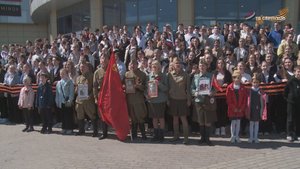 В Серпухове  провели флешмоб "Песни военных лет"