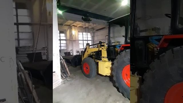 Кун Мтз первые движения #claytractor #мтз #ремонт #экскавато? смотреть онлайн