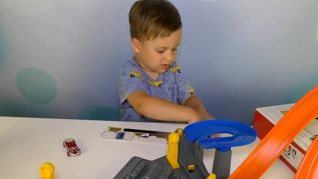 Рома и Диана Супер Трек ХОТ ВИЛС - Мощный Вихрь Hot Wheels Spin Storm Unboxing and Play