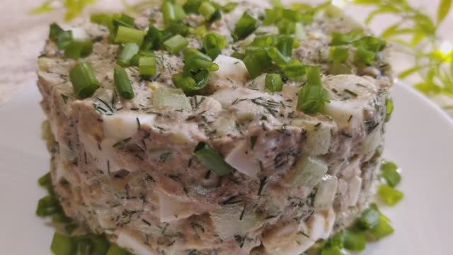 НЕВЕРОЯТНО ВКУСНЫЙ САЛАТ С ТУНЦОМ🔥🔥 ПРОСТОЙ РЕЦЕПТ🔥🔥
