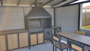 Беседка 4х4 с мангальной зоной и мебелью, навес, еда, ма?