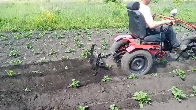 Испытание второго адаптера. окучивание кортошки. Испы