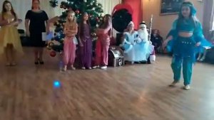 У меня есть три жены,а четвертой будишь ты.