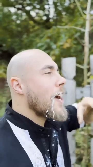 Когда отключили интернет (топор 18+) смотреть онлайн