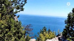 дорога из Алушты в Симеиз. Гора Кошка. Церковь Архистратига Михаила.