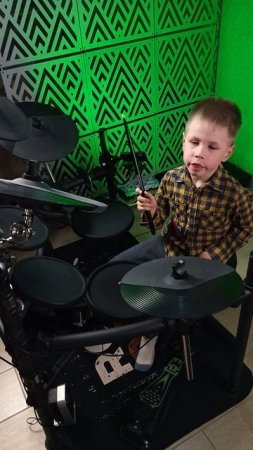 Выхода нет | Кавер | 6-летний барабанщик #drumcover #сплин #drums #shorts