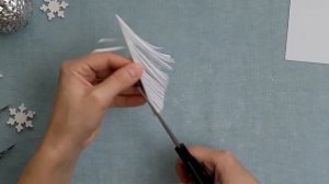 Пушистая снежинка из бумаги. Очень просто и красиво. How to make a fluffy snowflake out of paper.