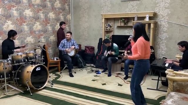 Munisa Rizayeva - Armon jonli ijro прощай любовь прощай Репетиция жараёни  Муниса Ризаева - Армо