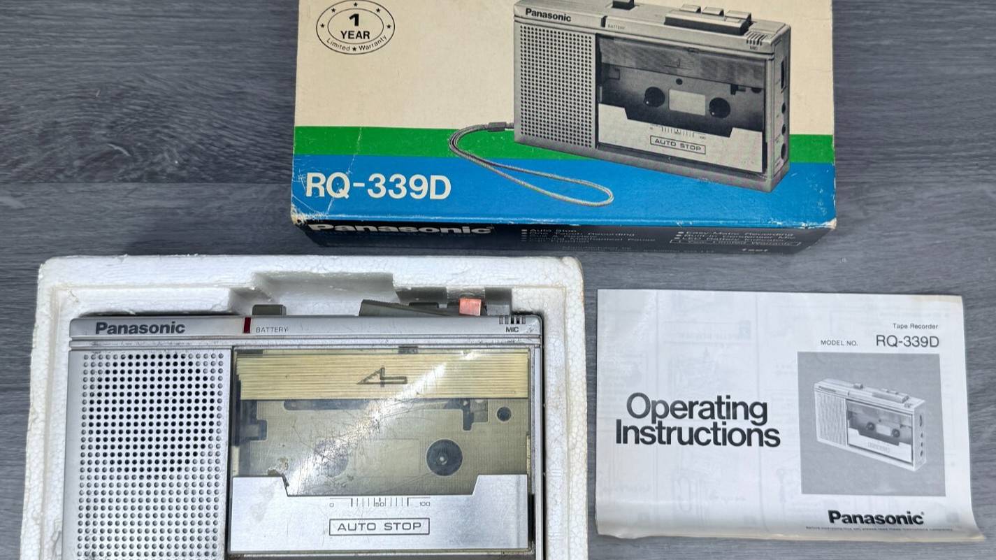 Портативный кассетный проигрыватель Panasonic RQ-339-Япония-1978-1981-год