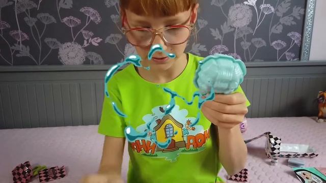 10 лайфхаков и поделок для малыша ЛОЛ - Вера и Сема - Одни Дома Челлендж смотреть онлайн