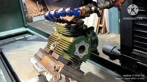 Шлифовка блока цилиндров V-образного компрессора на синусном столе.