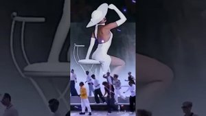 «Есть женщины как птицы» Suno AI