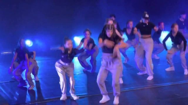 Ясмина Аширова , танцевальное шоу 17 дек 2022 смотреть онлайн