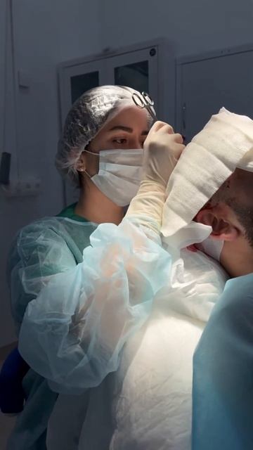 Когда начинают расти волосы после пересадки волос? смотреть онлайн