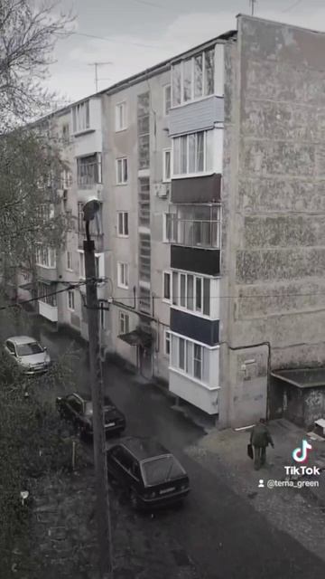 Погода явно не для выращивания микрозелени) смотреть онлайн