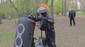 Обзор самого громкого самоката в России ! Syccyba Pantera 3.0 JBL 710, самый тяжелый самокат 117кг.