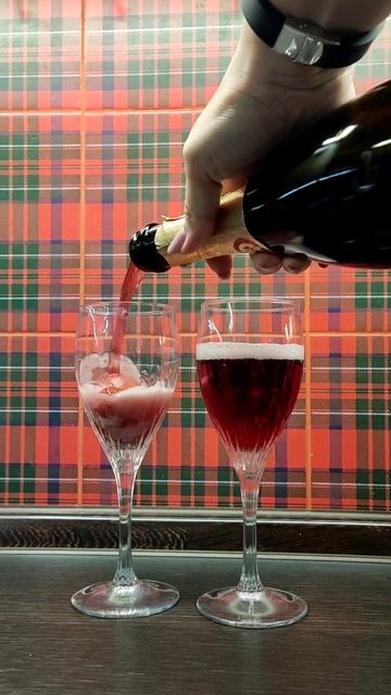 немного клубнички на ночь смотреть онлайн