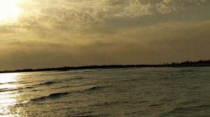 ОБЕРНИСЬ, ПОСМОТРИ: ВЕДЬ ПРЕКРАСНОЕ РЯДОМ...