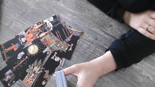 Его не устраивает, что с ним  происходит! кого? таро прогноз