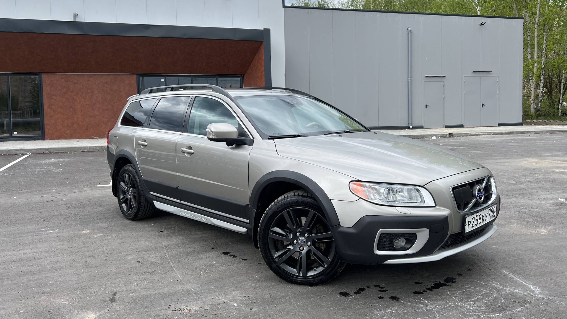 Volvo XC 70 (p.1) смотреть онлайн