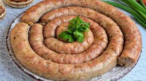 Домашняя колбаса из свинины и курицы